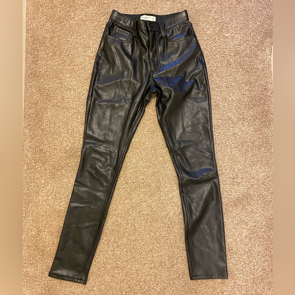 Abercrombie High rise Skinny Leather Pant - Curve Love